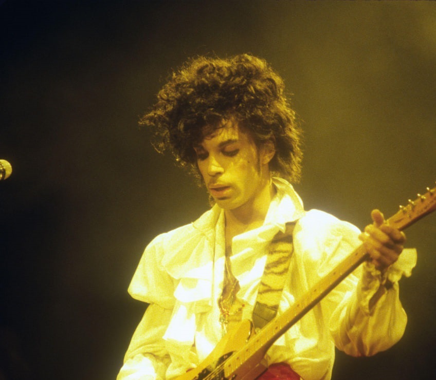 Неизданные песни от Prince
